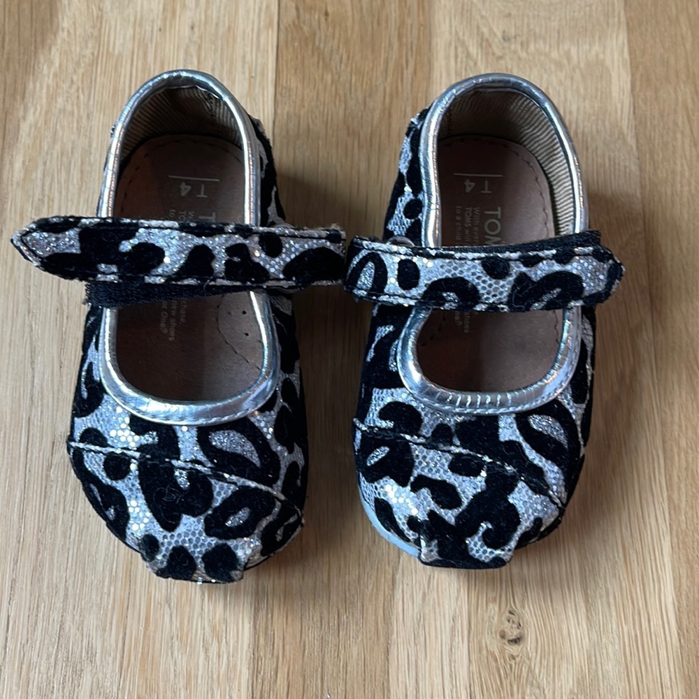 Black & Silver Leopard Mary Jane Toms Size 4